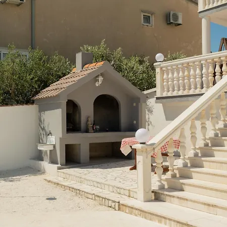 Valentina Trogir 아파트 Kaštel Štafilić