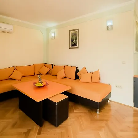 Valentina Trogir Apartman *