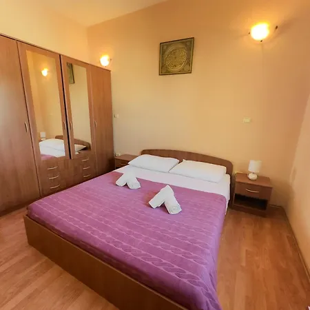 Valentina Trogir Apartman *